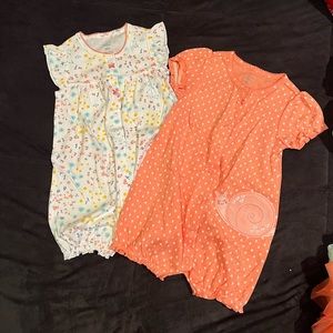 2 bubble rompers